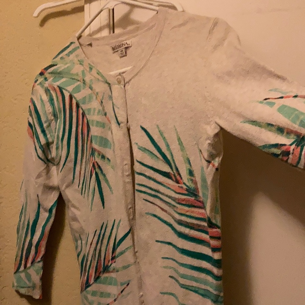 Sweater - Picture 2 of 4